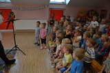 07.09.2023 - SPOTKANIE EDUKACYJNO-ROZRYWKOWE Z PAPUGĄ ARA